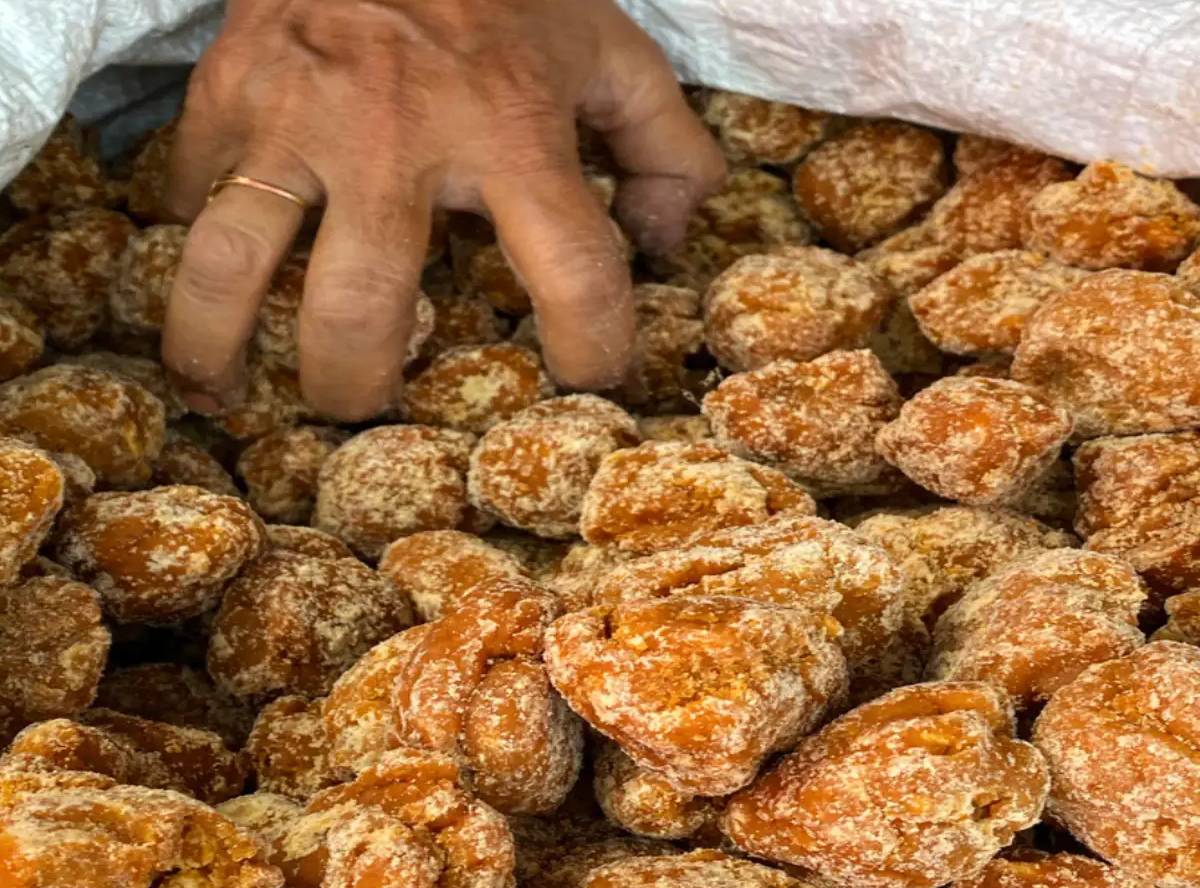 check purity of jaggery