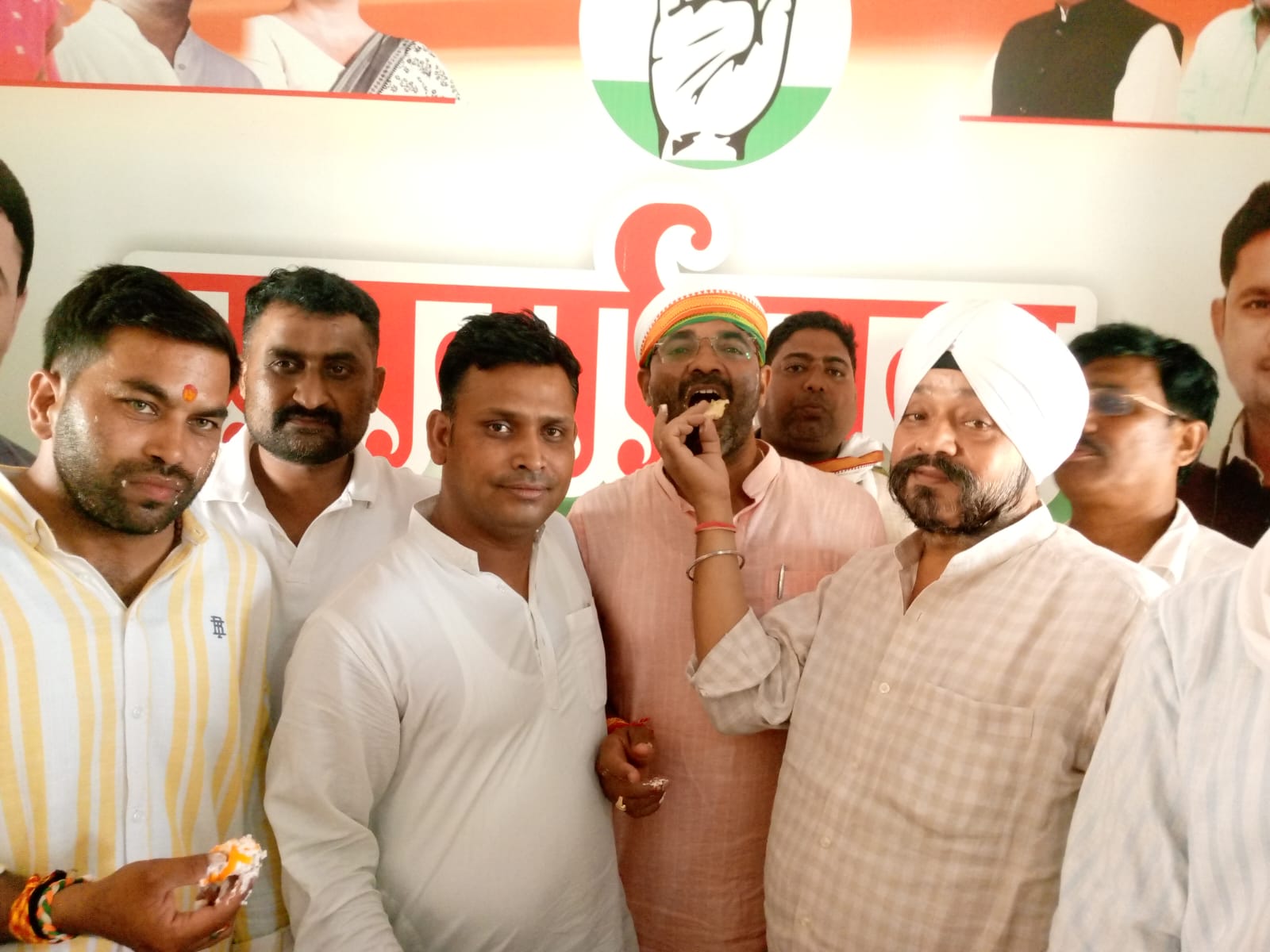जनसेवा को समर्पित रहा राहुल गांधी का जन्मदिवस, मरीजों व तीमारदारों तक पहुंची कांग्रेस