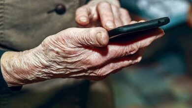Smartphone Addiction in Elderly 2026
