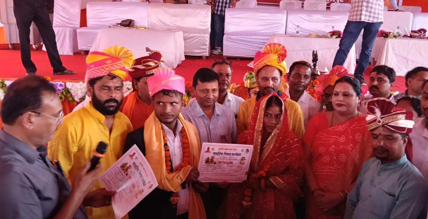 एक मंच पर गूंजीं शहनाइयां और निकाह की सदाएं, 207 जोड़ों ने थामा जीवनभर का साथ