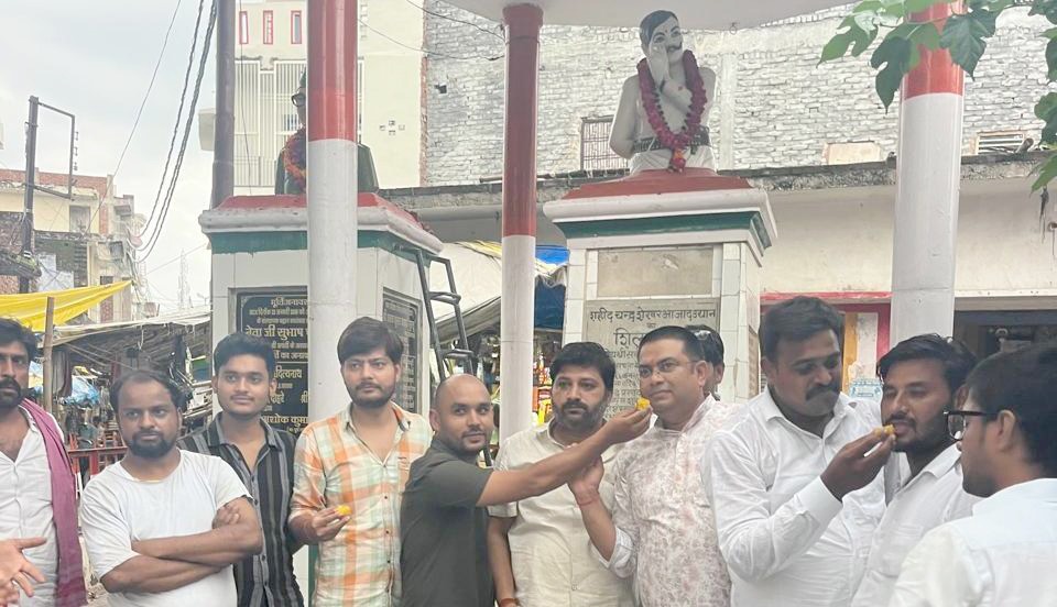 केन्द्रीय शिक्षा मंत्री के इस्तीफा से युवा उत्साहित