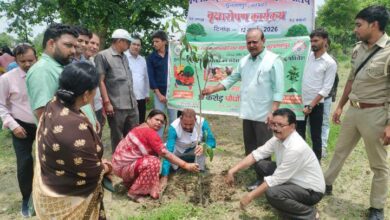 गनपत सहाय महाविद्यालय में वृक्षारोपण महायज्ञ संपन्न, परिसर में रोपे गए 250 से अधिक पौधे