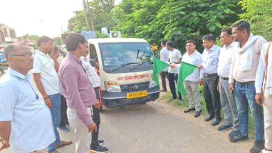 नगर में घर-घर पहुंचेगी कूड़ा संग्रहण सेवा, आठ नए वाहनों को मिली हरी झंडी