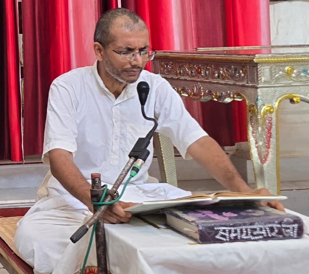 अंतरमुखी पुरुषार्थ से ही मोक्ष संभव: बाल ब्रह्मचारी