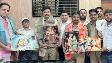 ब्राह्मण महासभा ने पुलिस को किया सम्मानित