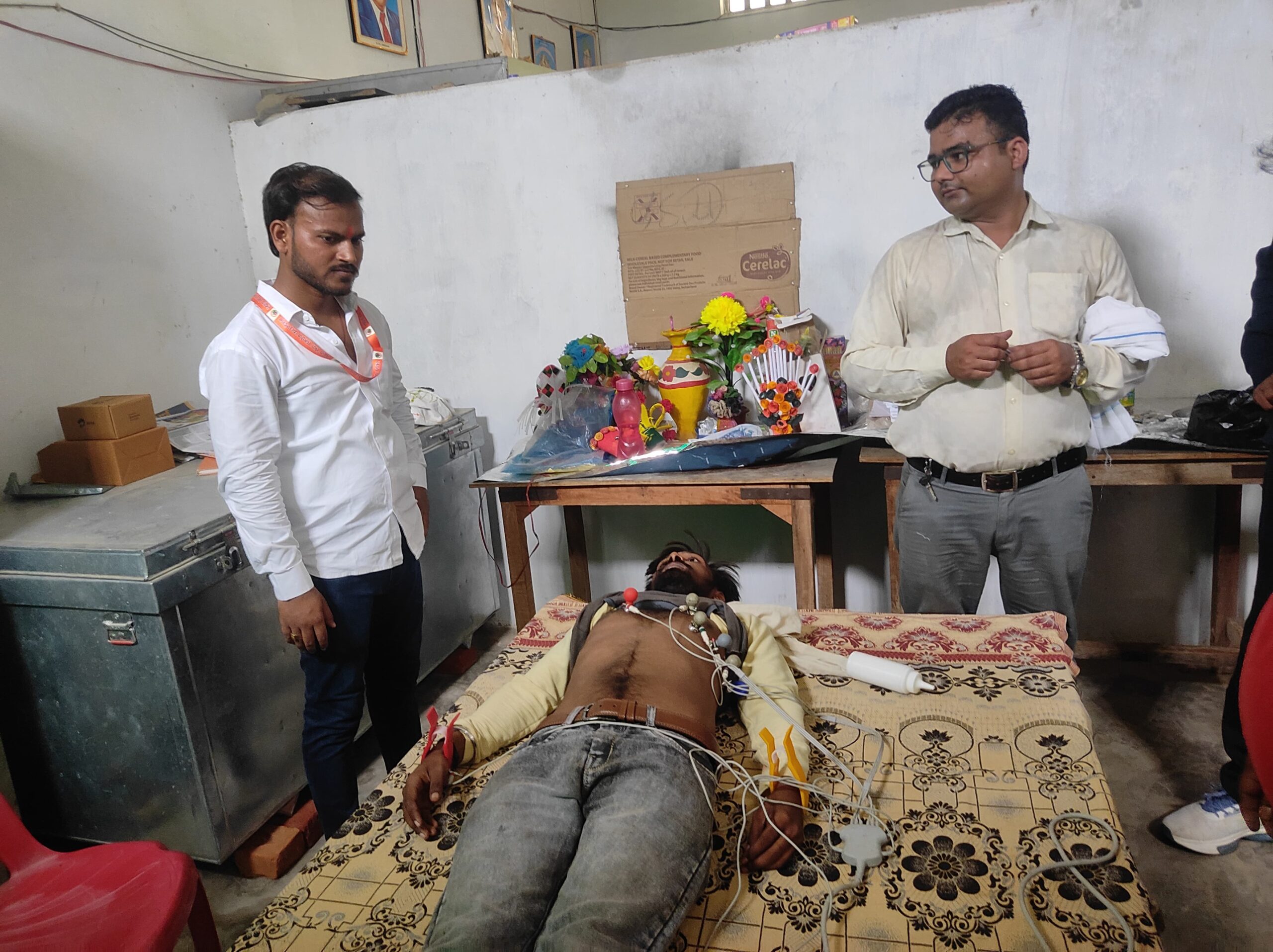 लक्ष्य सेवा समर्पण फाउंडेशन द्वारा निशुल्क स्वास्थ्य जांच एवं उपचार शिविर का हुआ आयोजन