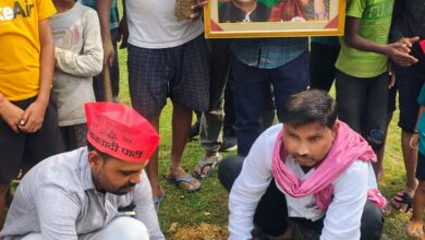 डाॅ. सुरेश यादव ने पौधारोपण करके मनाया पूर्व मुख्यमंत्री अखिलेश यादव का जन्मदिन