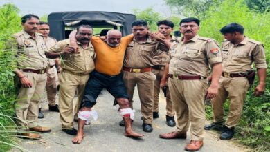 हत्यारोपी को दो घंटे में मुठभेड़ के बाद दबोचा