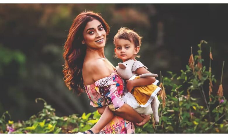 Shriya Saran daughter video