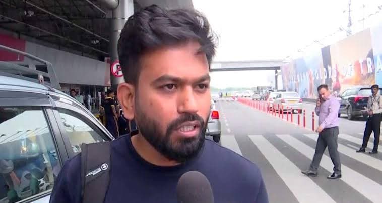 FIR against Abhijeet Deepke