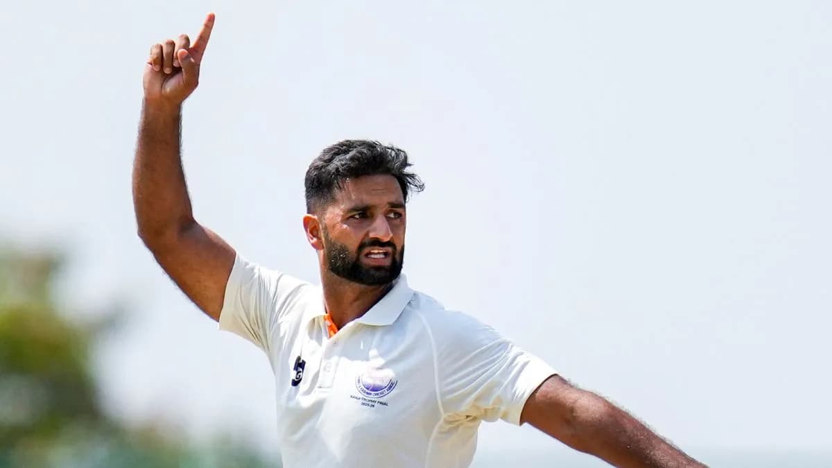Aqib Nabi wickets record