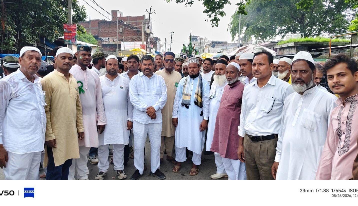 अकीदत व एहतराम के साथ निकाला गया जुलूस-ए-मोहम्मदी