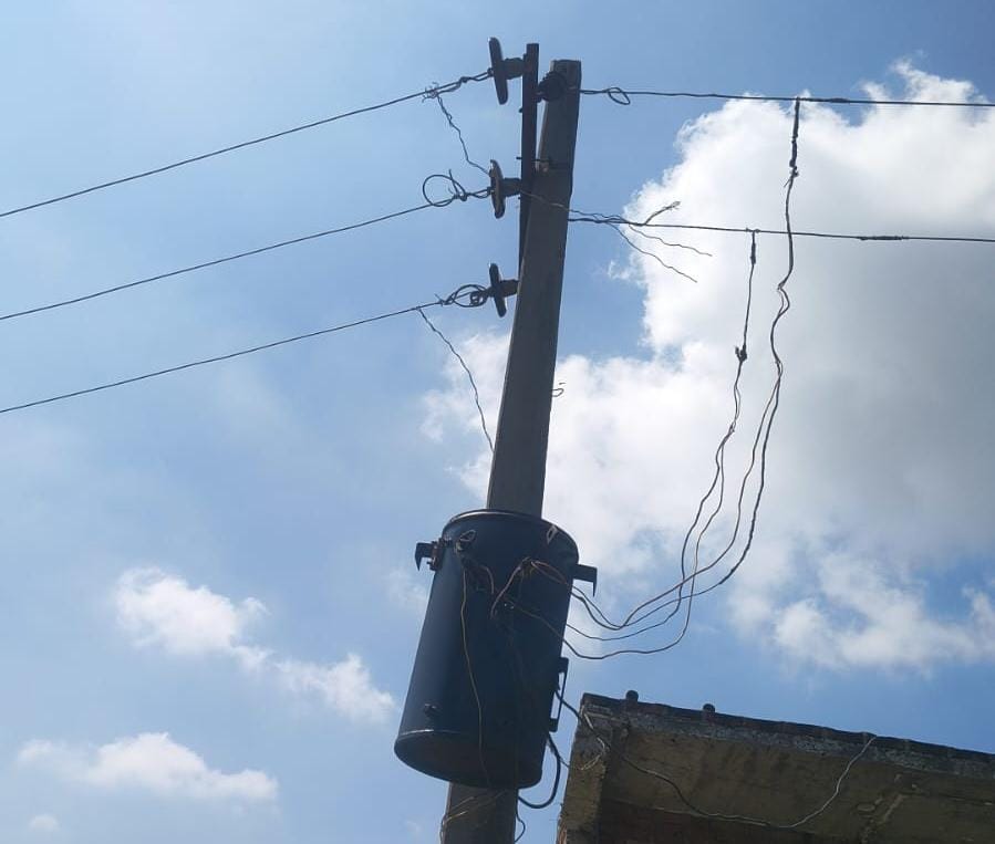 डीपी ब्लास्ट से स्कूल में पेयजल संकट गहराया