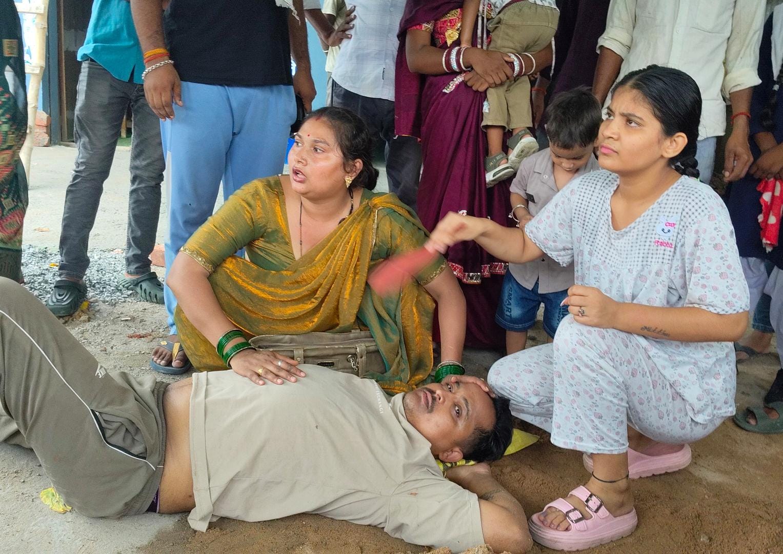 तेज रफ्तार बाइक ने मारी टक्कर