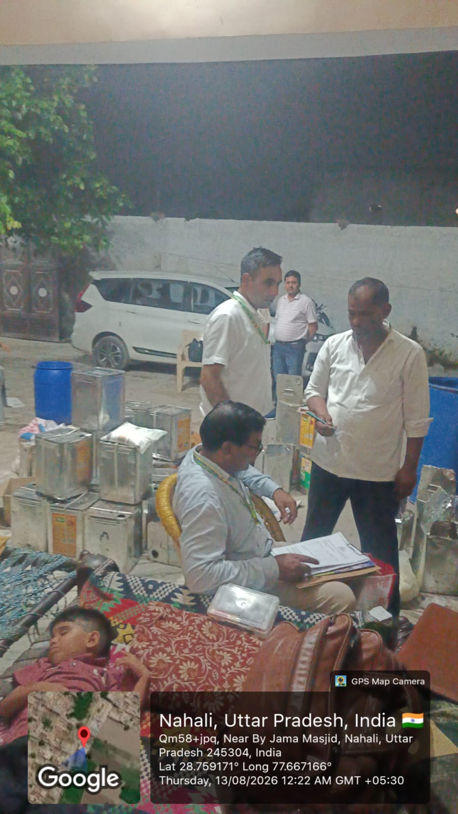 मिलावटी पनीर बनाने वाली तीन डेयरियों पर छापा, 1038 किलो पनीर-खोया नष्ट