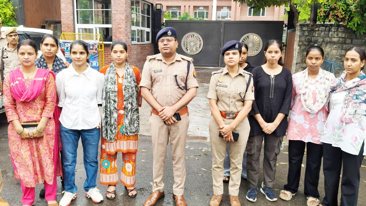 रक्षाबंधन पर महिला सुरक्षा को लेकर गाजियाबाद पुलिस अलर्ट, ‘ऑपरेशन डिकोय’ शुरू