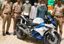 राजनगर सेक्टर-4 में मदर डेयरी का ताला तोड़कर चोरी