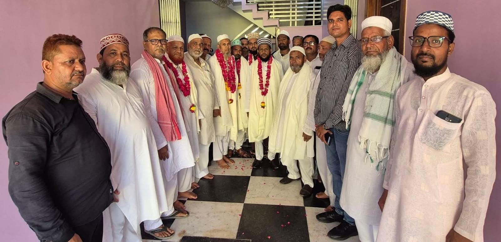 हज-उमराह से लौटे यात्रियों का हुआ सम्मान सम्मान