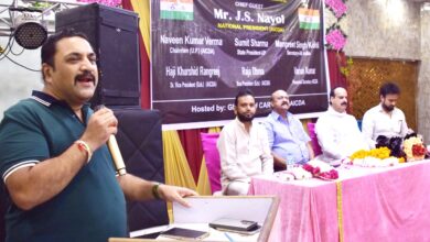 कार डीलर्स की समस्याओं पर मंथन, धोखाधड़ी और दो नंबर प्लेट वाले वाहनों का मुद्दा उठा