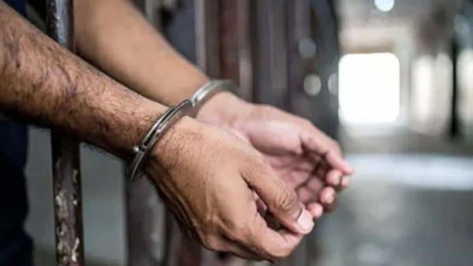 कोल्ड ड्रिंक में जहरीला पदार्थ पिलाने के वाला गिरफ्तार