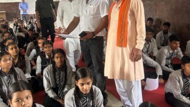 चित्रकला-भाषण प्रतियोगिता में छात्रों ने दिखाई प्रतिभा