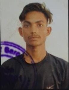 बाइक-ट्रैक्टर की भिड़ंत में छात्र की मौत