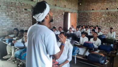 मऊ में आगे बढ़ी Gen Z कनेक्ट यात्रा, कॉलेजों में छात्रों से किया संवाद