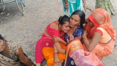 मशीन की शाफ्ट में फंसी बनियान: मिस्त्री की मौत