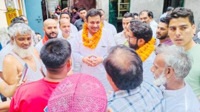मिर्जापुर वार्ड में सपा का जनसंपर्क अभियान, अभिषेक गर्ग का लोगों ने किया स्वागत