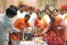 विश्वकर्मा पूजा में मनाया प्रधानमंत्री का जन्मदिन