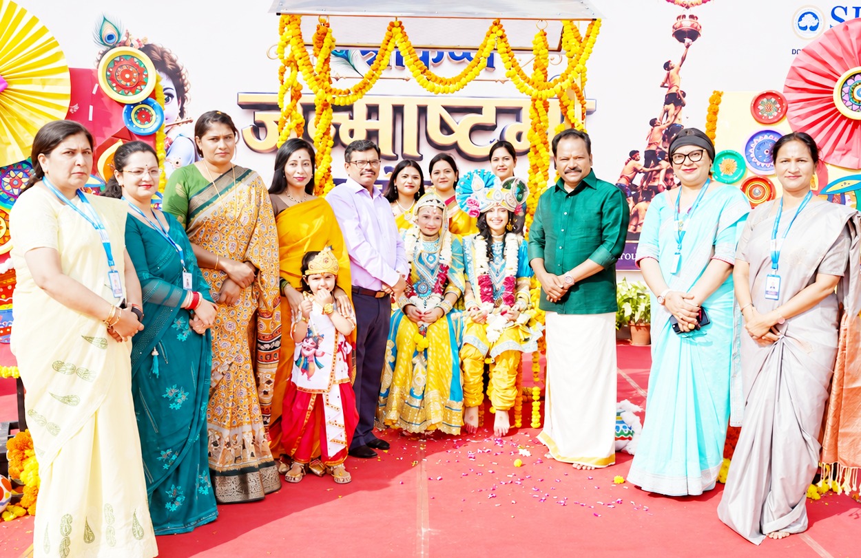 श्रीकृष्ण जन्माष्टमी पर एसआरएम आईएसटी में गूंजा भक्ति और उल्लास