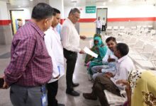 औचक निरीक्षण करने पहुंचे कुलपति: मचा हड़कम्प