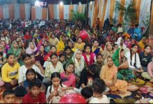 दानेश्वर धाम में आयोजित रामलीला में उमड़ी श्रद्धालुओं की भीड़
