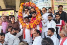 दिल्ली विश्वविद्यालय में केंद्रीय पार्षद चुने गए अभिषेक