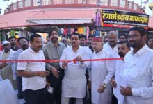 दुर्गा पूजा महोत्सव में व्यापार मंच ने लगाया सेवा एवं सहायता शिविर