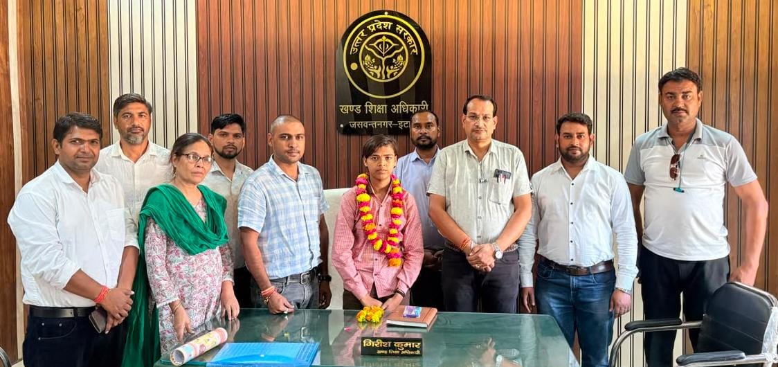 नव्या बनीं बीईओ, रावी ने संभाली प्रधानाध्यापक की कुर्सी