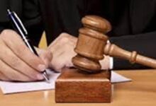 न्यायालय के आदेश के बावजूद उखाड़ दी मेड़
