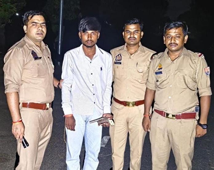 पुलिस ने संदिग्ध युवक किया गिरफ्तार