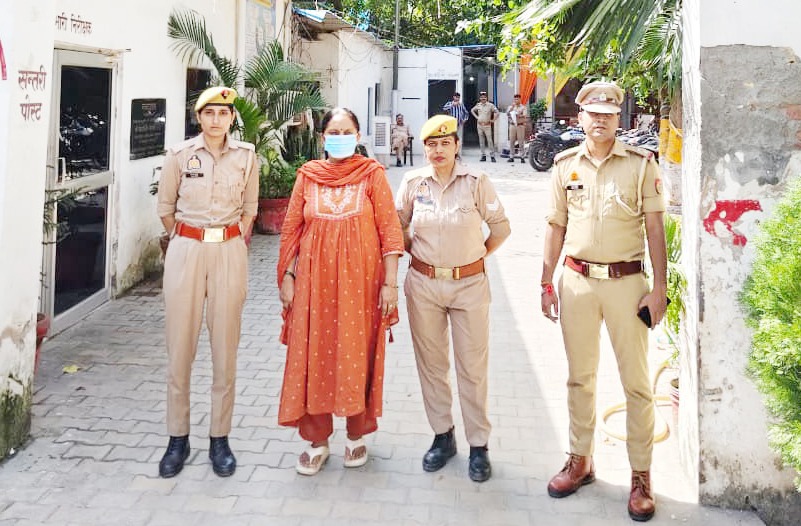फ्लैट-दुकान के नाम पर करोड़ों की ठगी में महिला गिरफ्तार