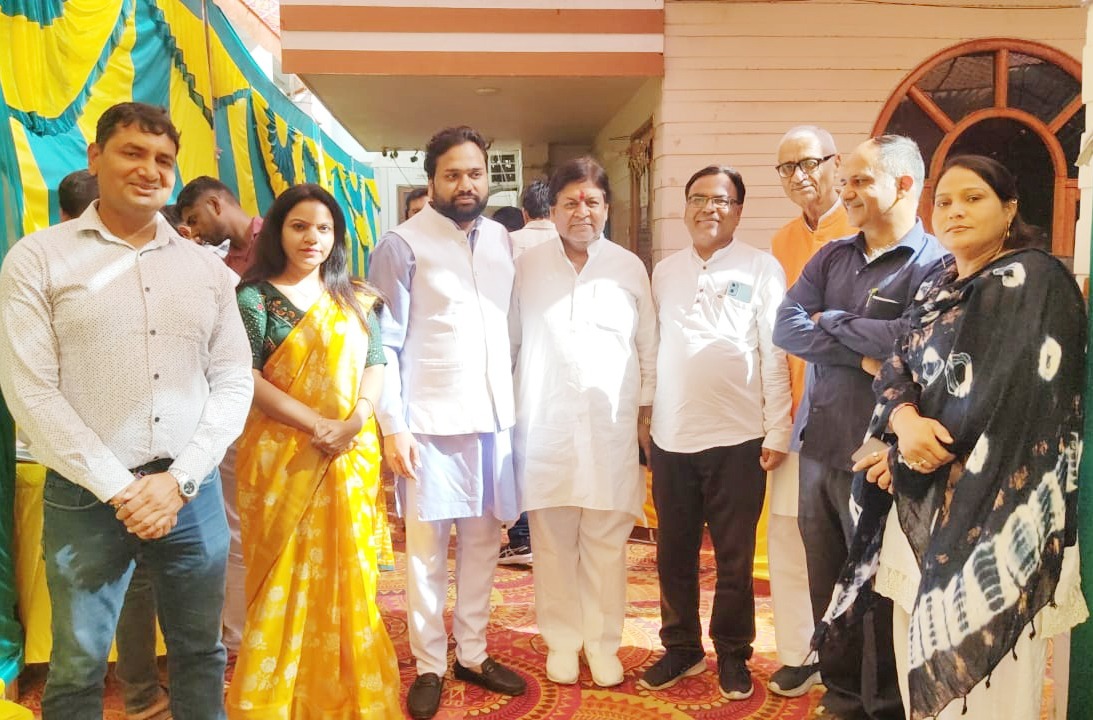 National Trade Association organized a grand community feast following a ceremony
