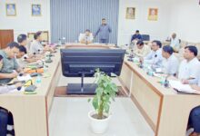 सोसायटियों में सुरक्षा कर्मियों को मिलेंगे इलेक्ट्रिक हीटर, निर्माण स्थलों पर पानी का छिड़काव अनिवार्य
